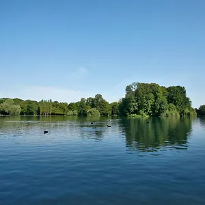 3* Hotel Biederstein Am Englischen Garten