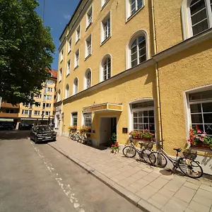3* Hotel Carlton Astoria